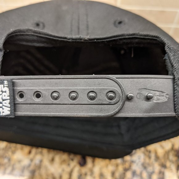 Star Wars Kylo Ren Snapback / Cap. Black and Gray - Picture 4 of 7